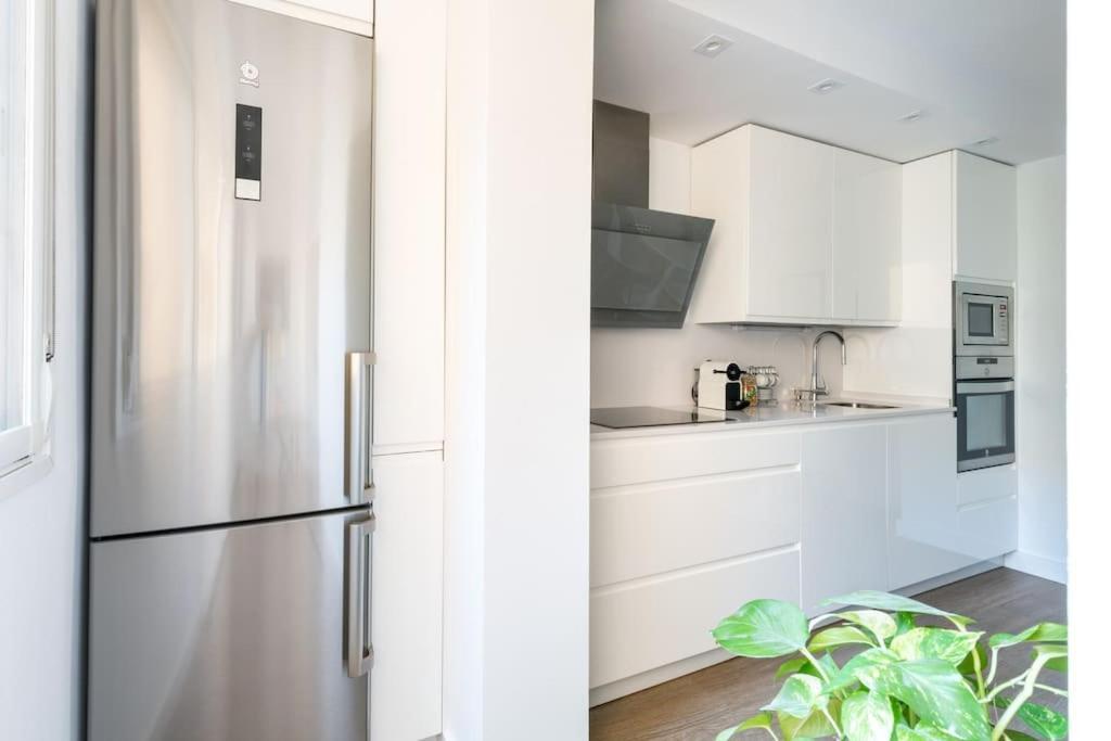 Apartamento Moderno En Triana 2 Dormitorios Y Aire Acondicionado Seville Exterior photo