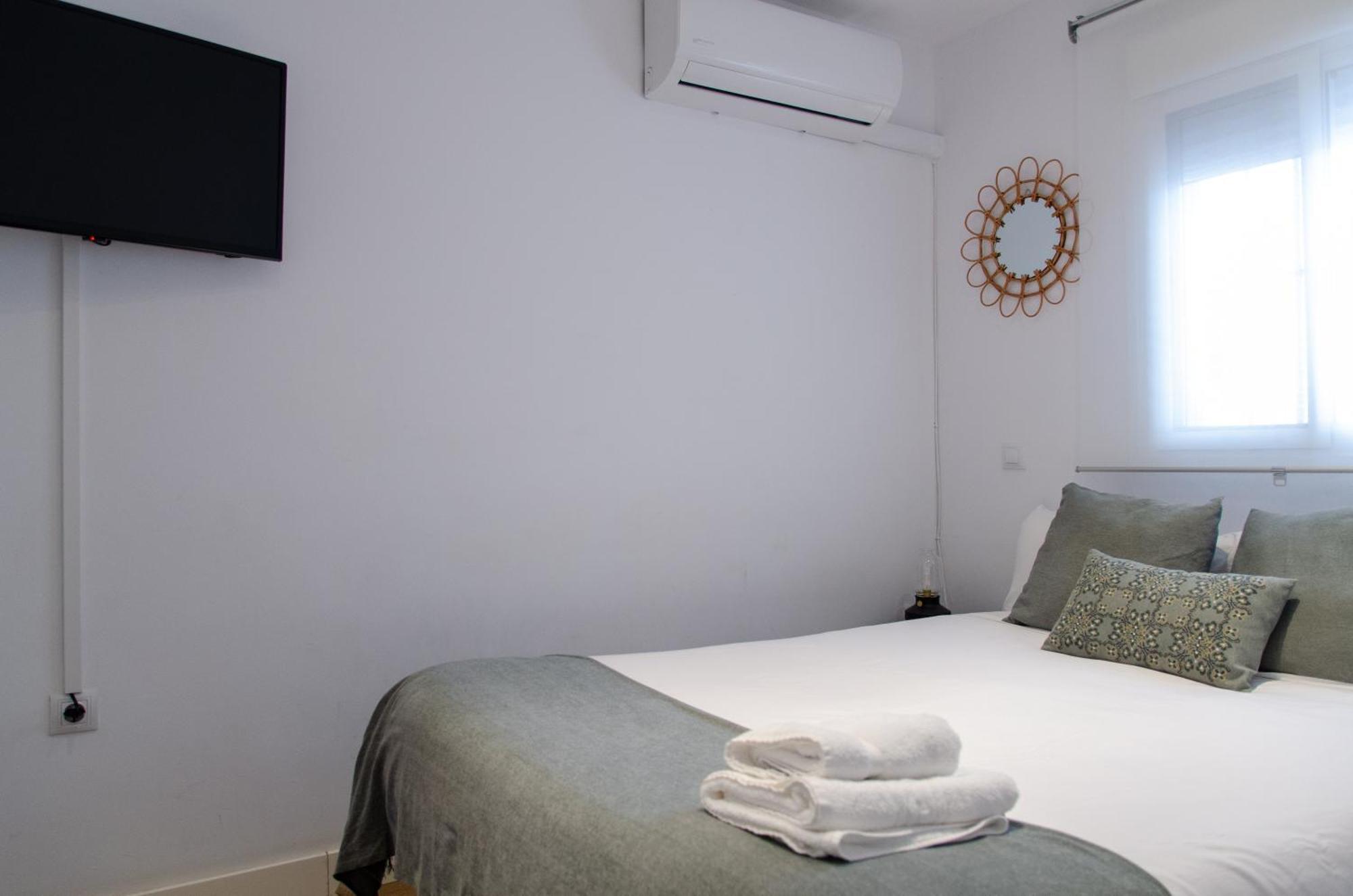Apartamento Moderno En Triana 2 Dormitorios Y Aire Acondicionado Seville Exterior photo